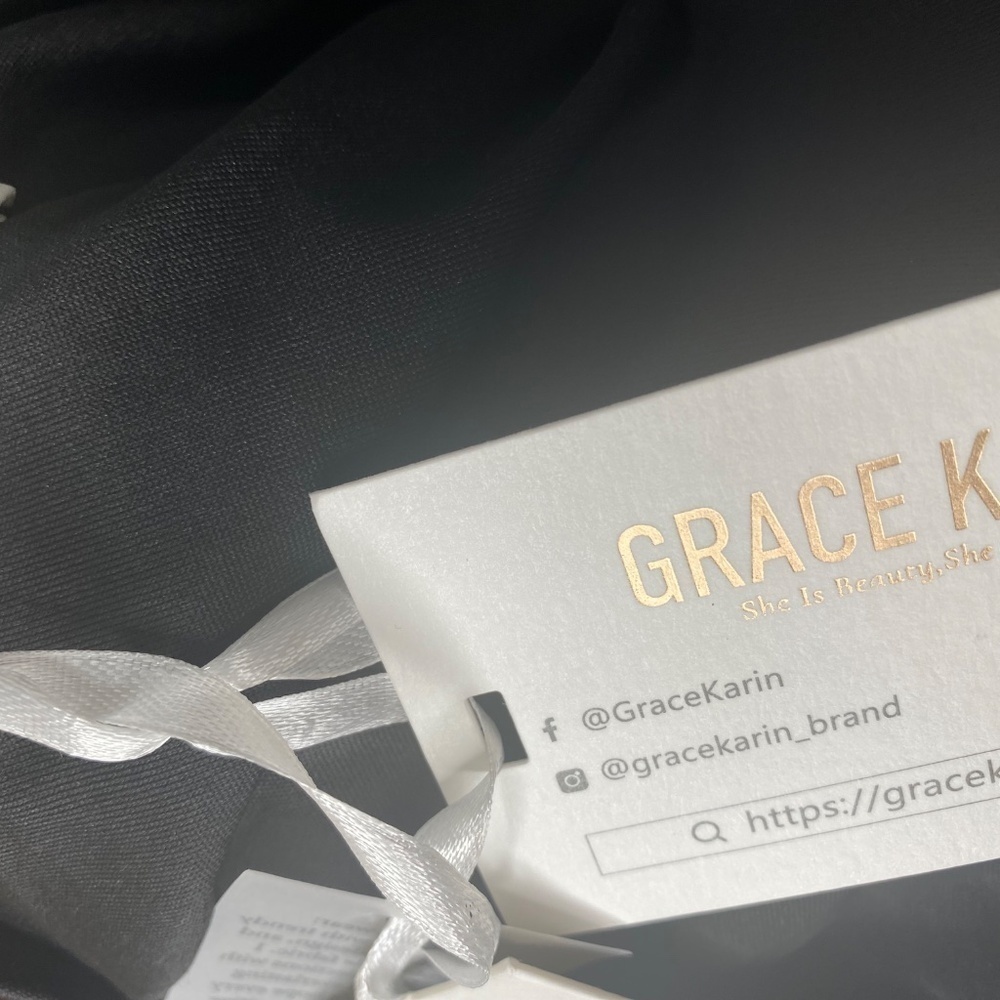 Grace Karin NWT Black & Silver Sequin Off Shoulder Top - Picture 3 of 8
